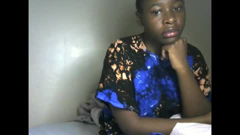 novaah online show from December 15, 1:56 am