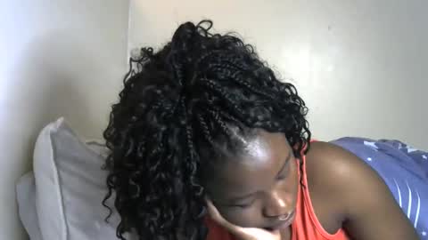 Snapshot of novaah chatting on October 13, 2:08 pm novaah online show from October 13, 2:08 pm