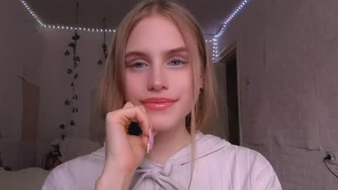 Mia Blake online show from April 11, 12:09 pm