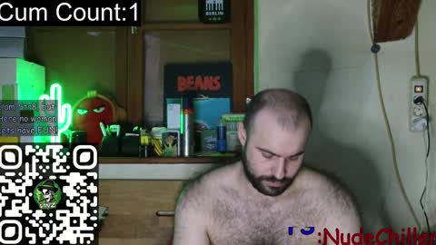 Snapshot of nudechiller chatting on December 21, 9:55 am Vinz... online show from December 21, 9:55 am