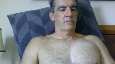 nudeisbest_123 online show from April 12, 3:43 am