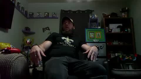 Awwwww Hey Sweetie Pies. Welcome To The Sweetie Pie Lounge. Enjoy The Dad-Cast. SweetCorny Fun-loving Dad Talk. online show from September 27, 8:17 pm