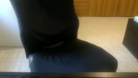 nuotatore90 online show from September 21, 2:32 pm