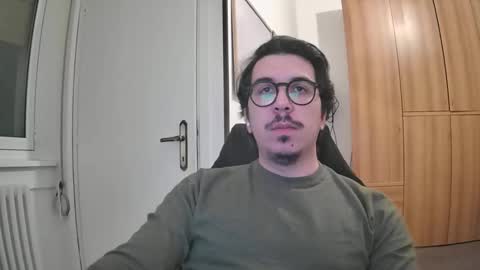 nuotatore90 online show from March 8, 11:28 pm