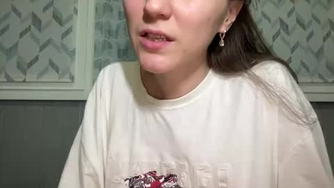 Ema online show from February 18, 9:36 pm