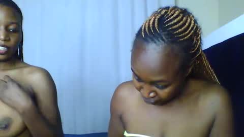 nutgal online show from April 18, 1:07 am