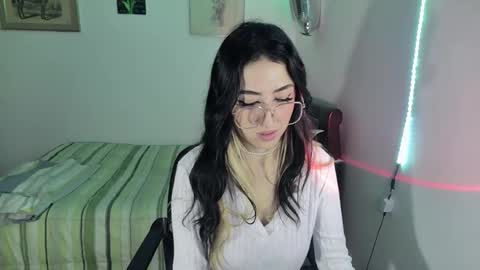 Frida online show from March 3, 1:34 pm