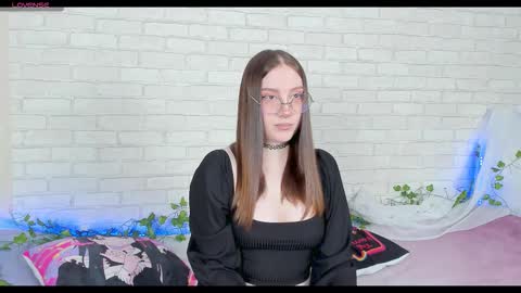 Kat online show from February 22, 4:09 pm