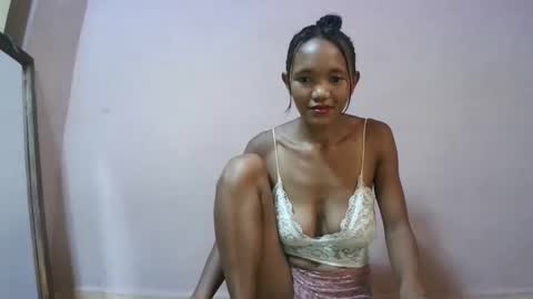 nympholinha online show from February 26, 11:43 am