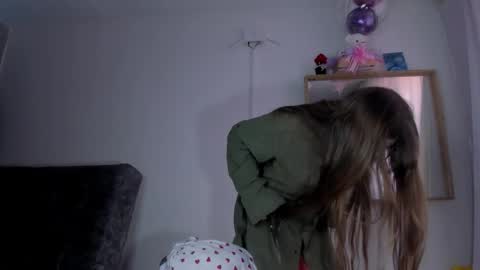 Laura nyu online show from October 31, 9:15 pm