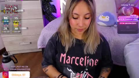 Alex   .    online show from March 9, 1:56 am