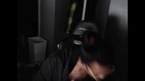 o0st0ned0o online show from December 31, 3:23 am