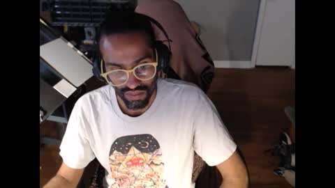 o0st0ned0o online show from February 9, 7:52 pm