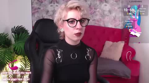 Moonlight online show from March 3, 1:01 pm