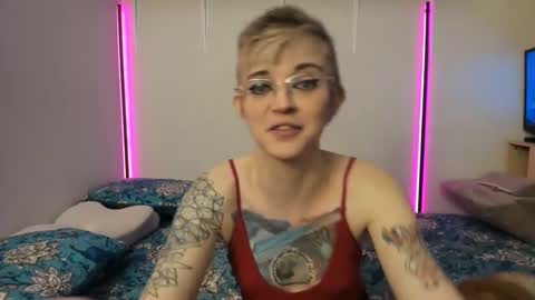 Amelia online show from December 4, 4:04 am