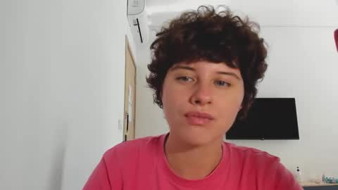 Evie online show from February 11, 8:18 am