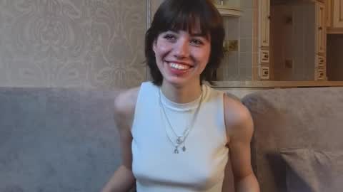 Polly online show from February 13, 10:23 am