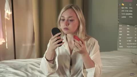 Alice online show from September 8, 7:02 pm