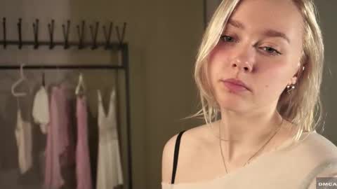 Alice online show from September 22, 7:40 pm