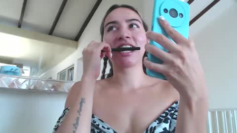 Val online show from February 28, 4:31 pm