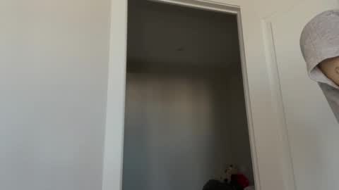 Thea online show from April 16, 4:34 am