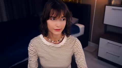 Thea online show from February 26, 6:48 pm