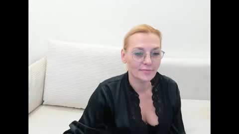 oeigesmik online show from April 9, 10:54 am