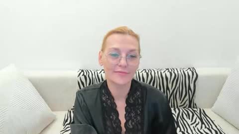 oeigesmik online show from April 20, 9:01 am