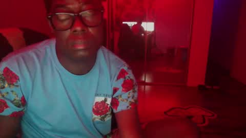 Money online show from December 15, 1:54 pm