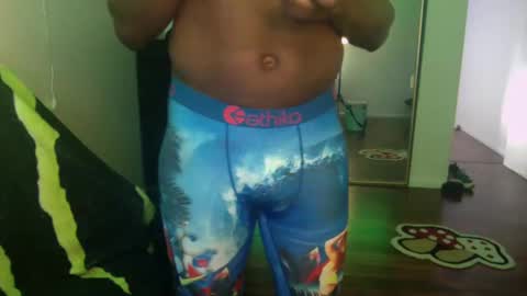 Money online show from December 10, 5:22 pm