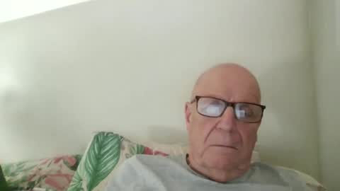 oggi95 online show from June 1, 2:29 pm