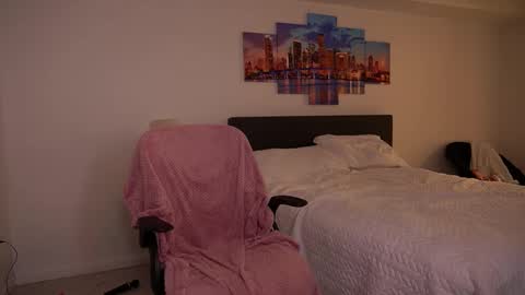 Kelly online show from March 4, 11:43 pm