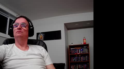 Snapshot of ohbitt chatting on October 8, 4:29 am ohbitt online show from October 8, 4:29 am