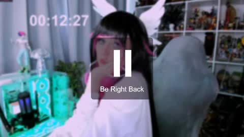 Clementine  Clem  online show from May 26, 9:37 am