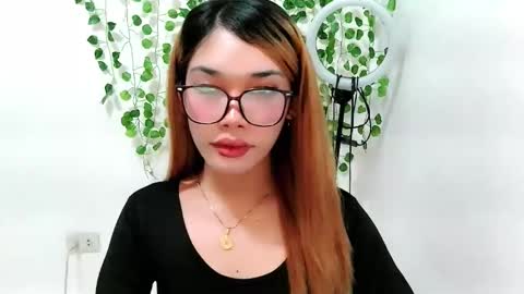 ohmyalessandraxcx online show from November 4, 6:09 pm