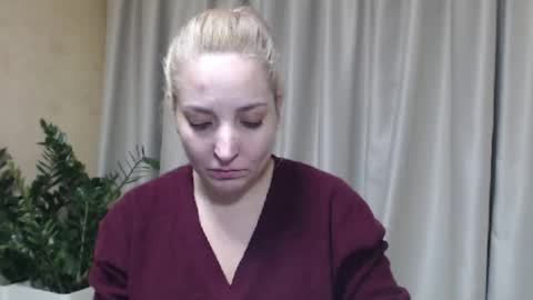 Mari online show from November 2, 3:34 pm