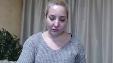 Mari online show from February 17, 2:54 am