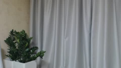 Mari online show from May 30, 5:44 pm