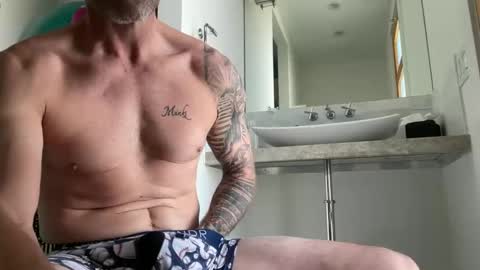 oki42 online show from May 22, 2:57 pm
