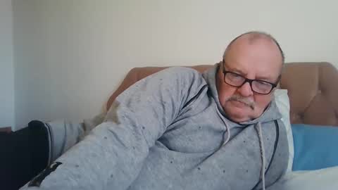 old_fkrr_ online show from November 21, 11:30 am