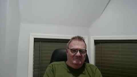 oldguybigd online show from February 25, 4:49 am