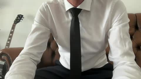 oldschoolgentleman1 online show from June 21, 2:12 pm