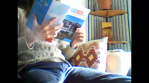 Snapshot of olegoude chatting on November 2, 10:15 am OleGoude online show from November 2, 10:15 am