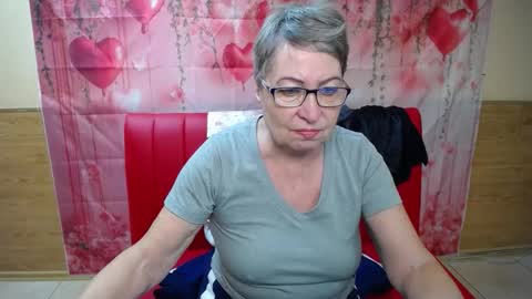 OlgaLuck online show from February 3, 6:00 am