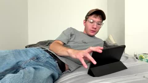 Oliver Beck online show from October 19, 7:51 pm