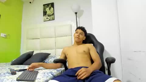 O L I V E R online show from April 21, 1:42 am