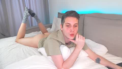 Oliver online show from February 18, 10:27 am