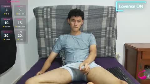 Oliver Rayman online show from November 15, 12:56 am