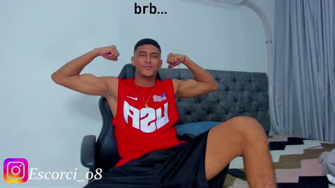 oliver_smith_2 online show from February 17, 7:01 pm