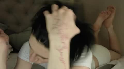 oliver online show from April 14, 5:49 pm